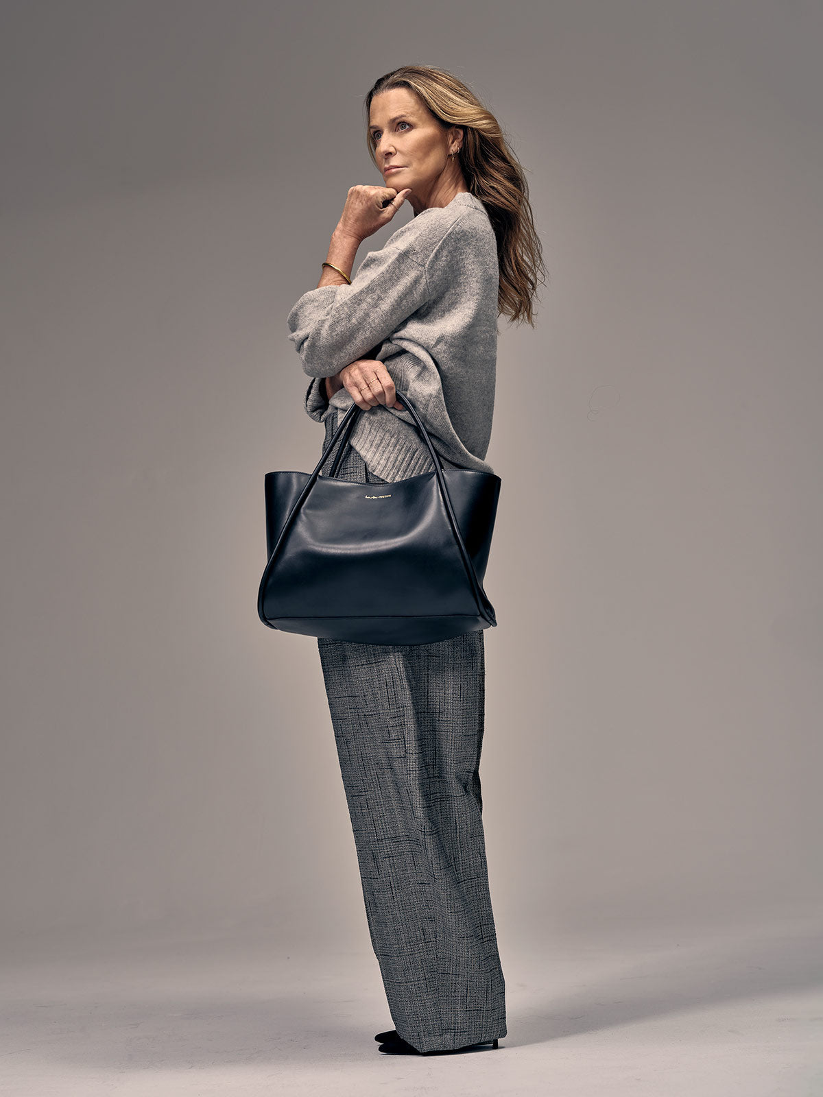 India Hicks Graphicks selling Tote in Graphite Gray