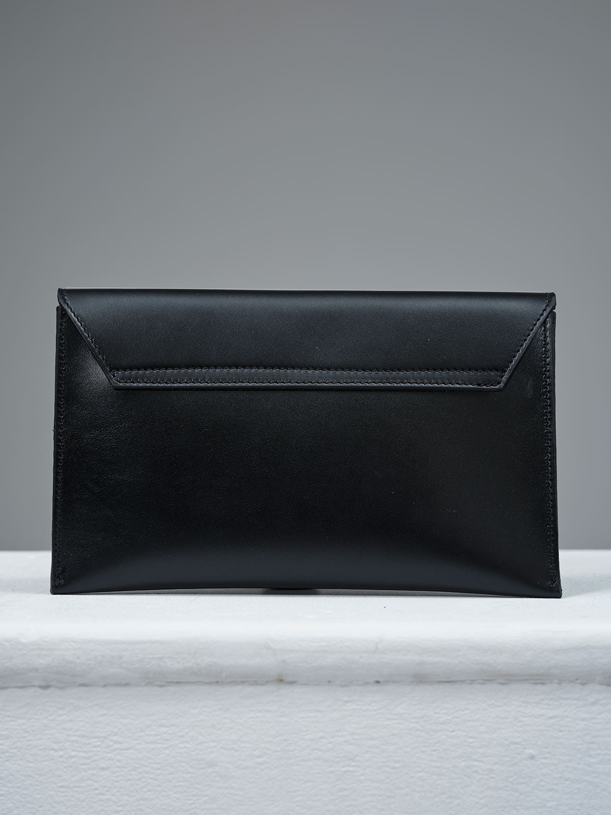 Salome Clutch