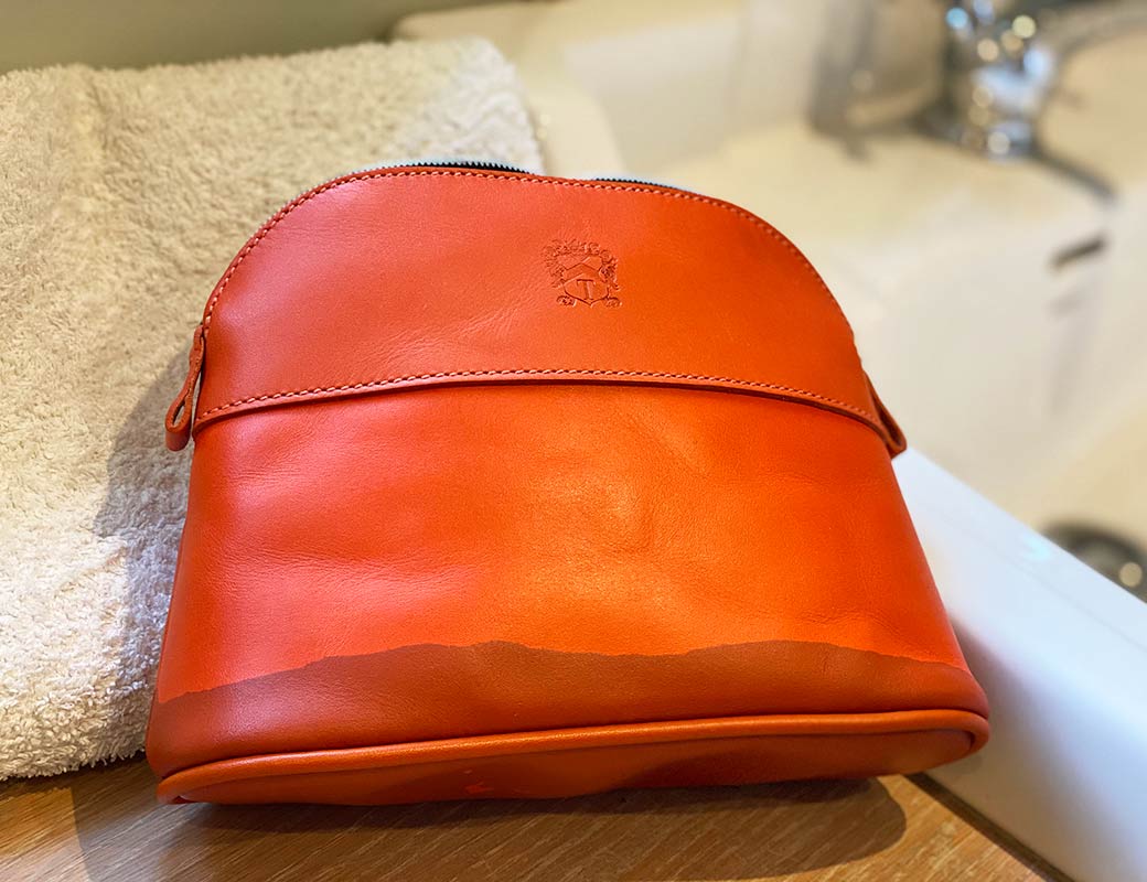Water stains inside bag! Help! : r/handbags